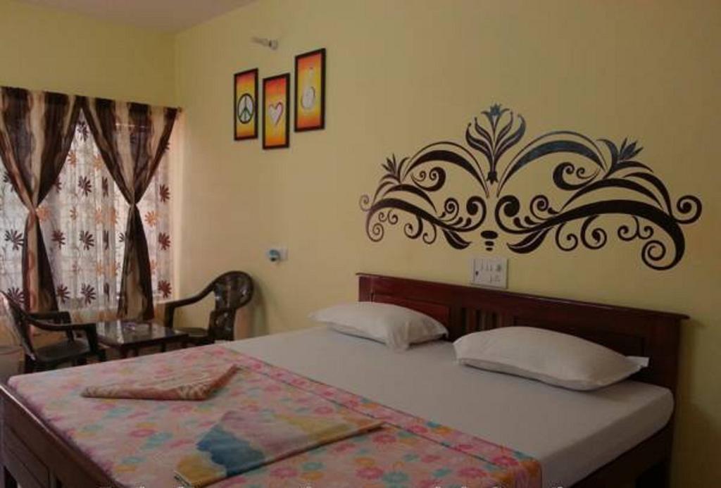 Silver Moon Guest House Mahabalipuram Rum bild